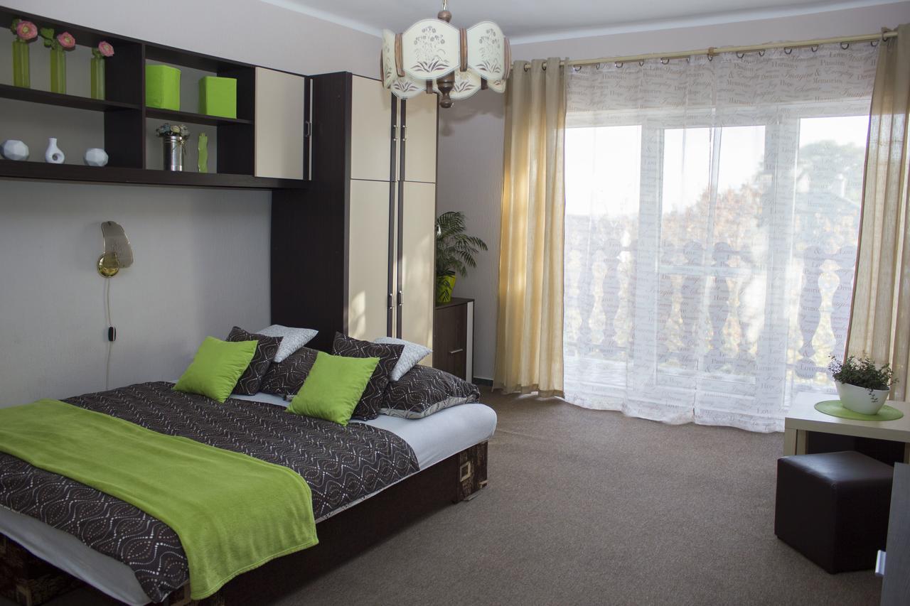 גיינסדיאס Gabi Apartman מראה חיצוני תמונה