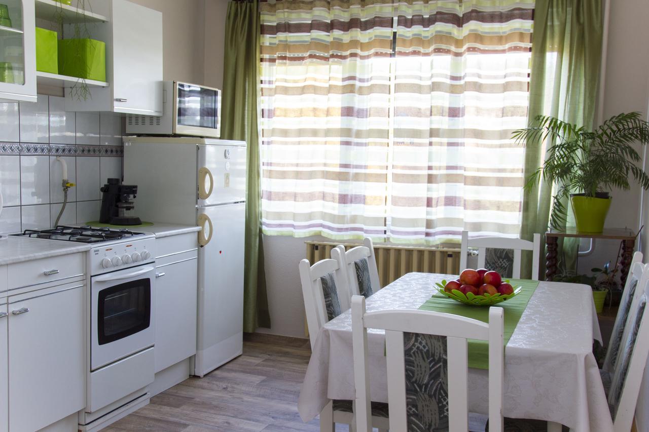 גיינסדיאס Gabi Apartman מראה חיצוני תמונה